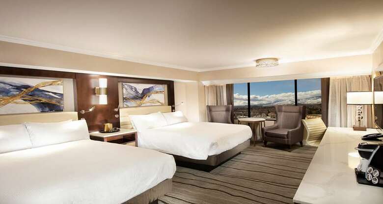 Hotel Peppermill Resort  Casino