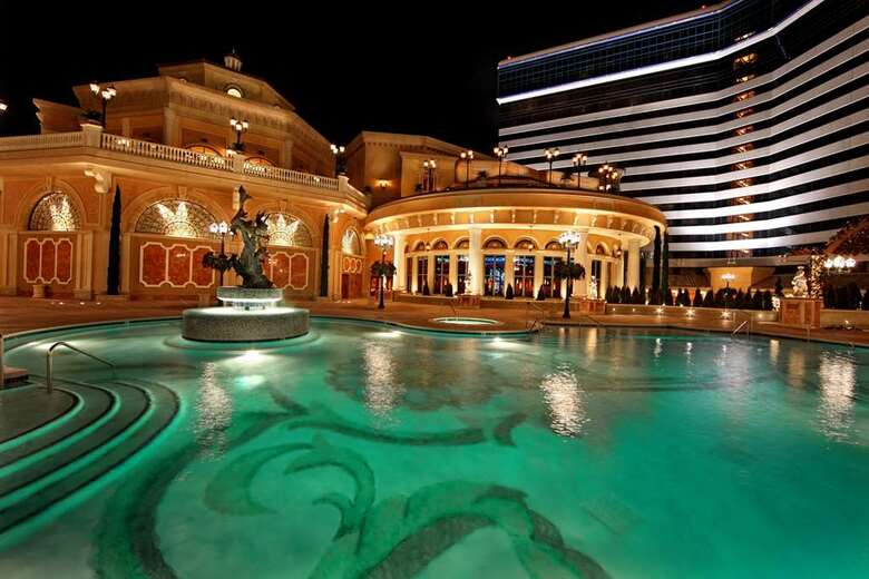Hotel Peppermill Resort  Casino