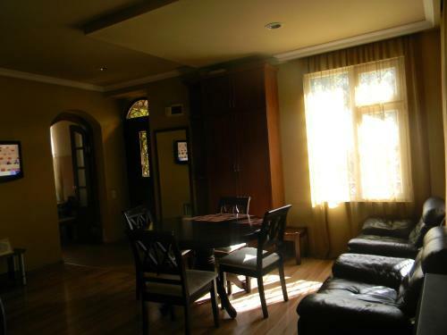 Hostal Guest House Santlis Shesakhvevi