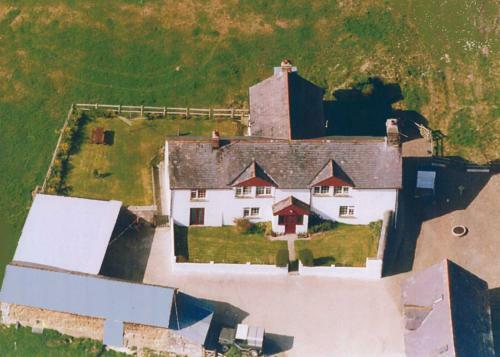 Granny Bond's Farmhouse
