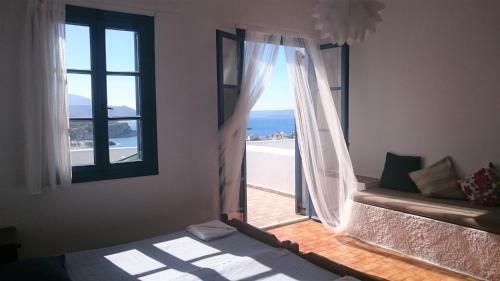 7 Olives Apartments