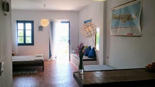 7 Olives Apartments