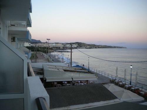 Katerina Studios & Apartments