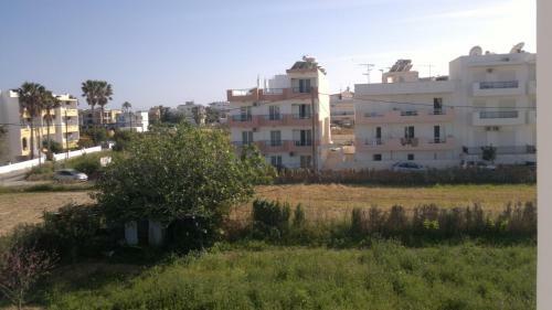 Fania Apartments