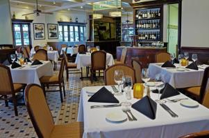 Avenue Plaza Hotel
