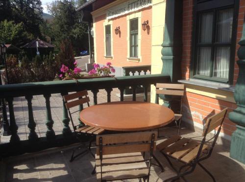 Bed & Breakfast St. Hubertus �tterem �s Panzi�