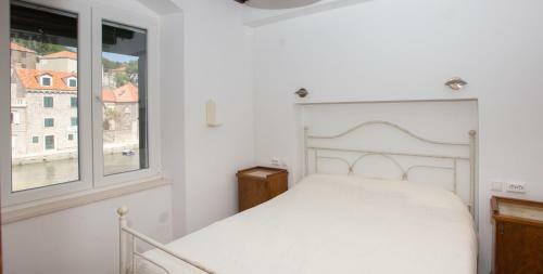Apartments Orica I
