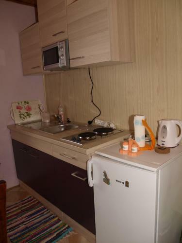 Hostal Holiday Home Nena