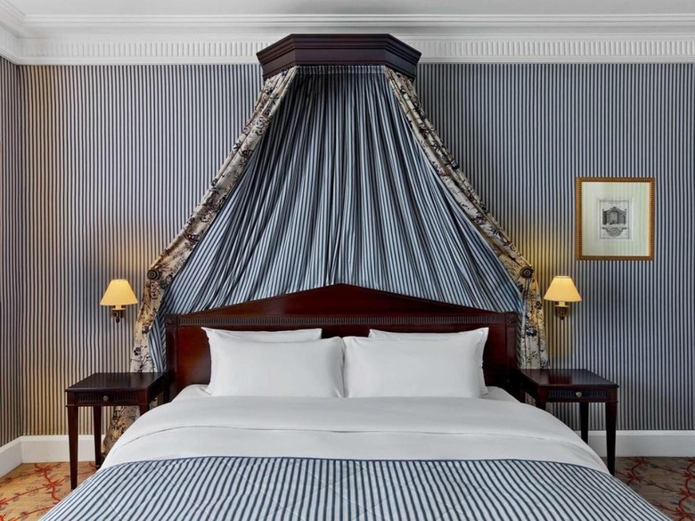 Hotel Le Dokhan�s A Tribute Portfolio