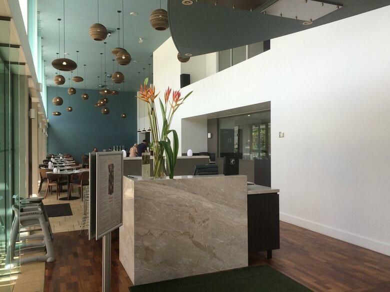 Mercure Hotel Harbourside Cairns