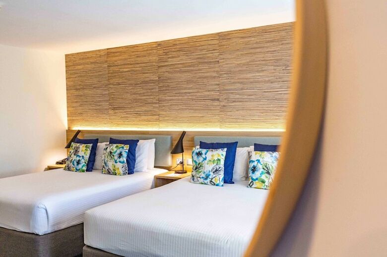 Hotel Paradise Resort Gold Coast