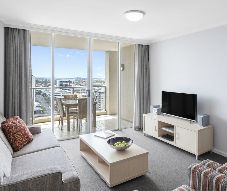 Hotel Oaks Lexicon Apartments