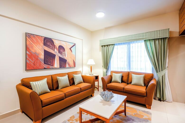 Golden Sands Hotel Apartments