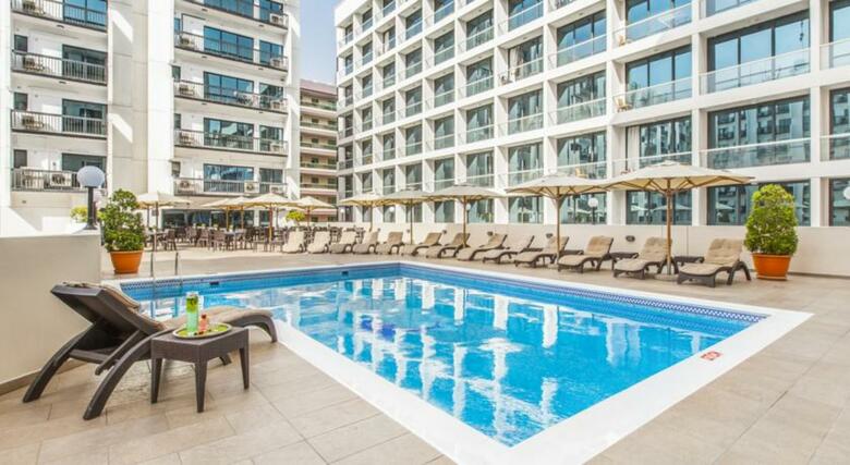 Golden Sands Hotel Apartments