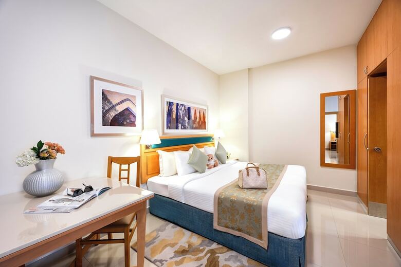 Golden Sands Hotel Apartments