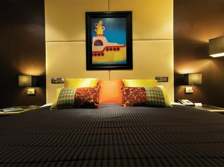 Hard Days Night Hotel