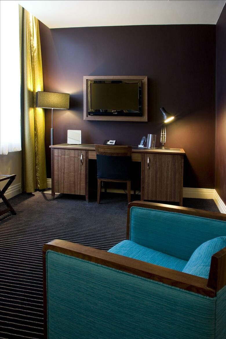 Hard Days Night Hotel