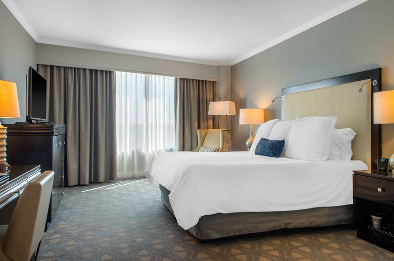 Hotel Wyndham Riverfront