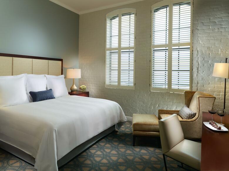 Hotel Wyndham Riverfront