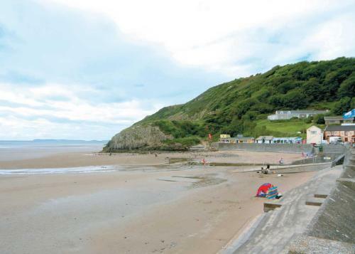 Coast View Cottage