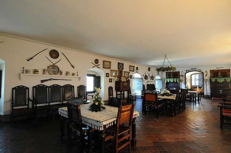 Hotel Castell De Riudabella