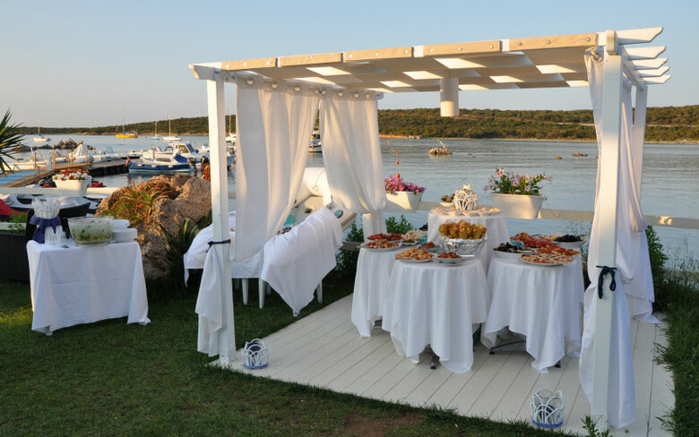 Apartamentos Villaggio Baia De Bahas � Suites