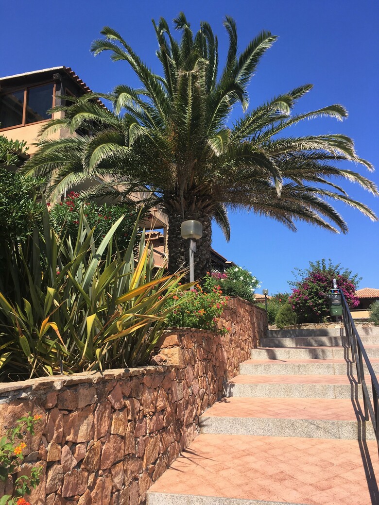 Apartamentos Villaggio Baia De Bahas � Suites
