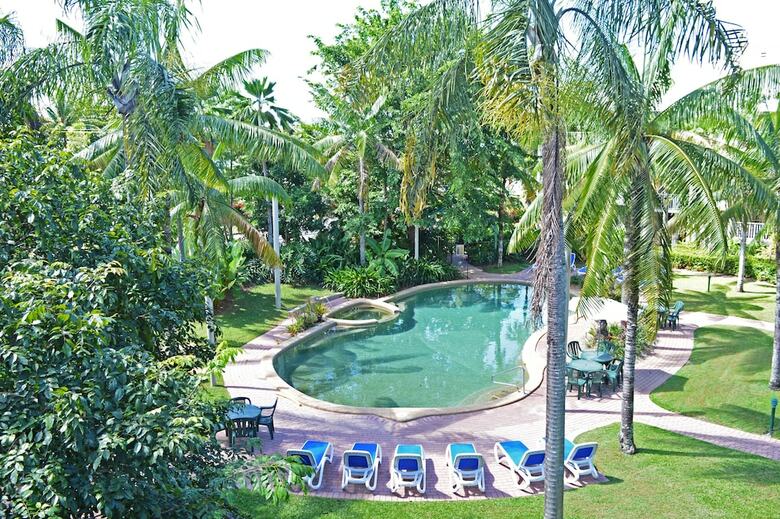Hotel Australis Cairns Beach Resort