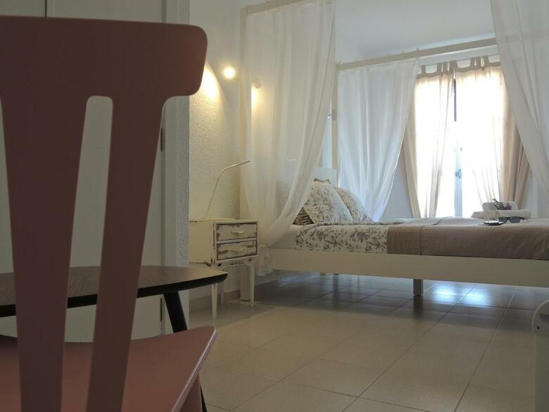 Bella Colina Vintage Hotel 1953