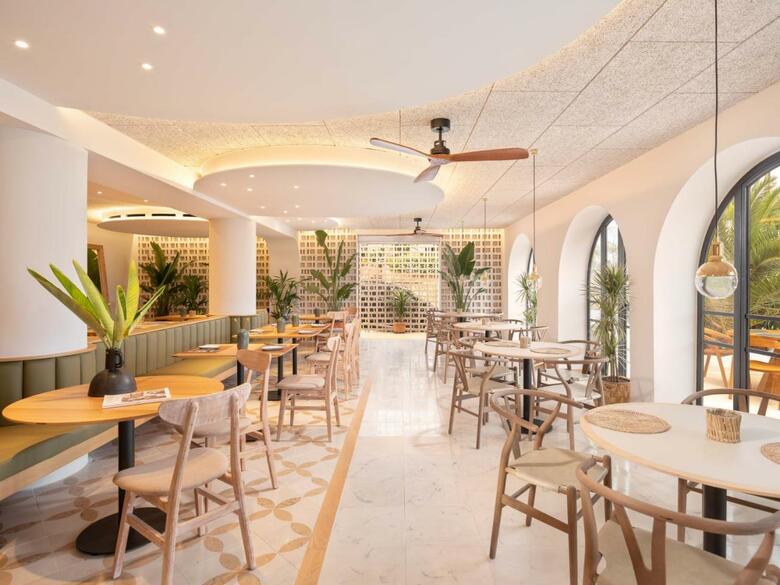 Bella Colina Vintage Hotel 1953