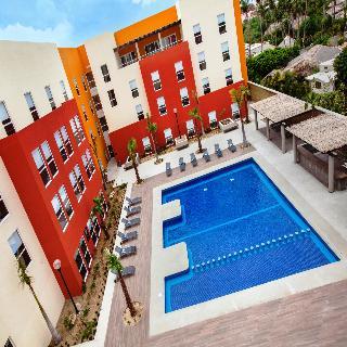 Hotel City Express Plus Cabo San Lucas