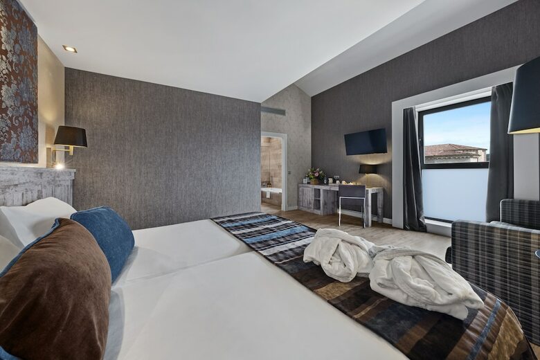 Hotel Castilla Termal Monasterio De Valbuena