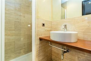 Apartamentos Ainb Gothic Studios