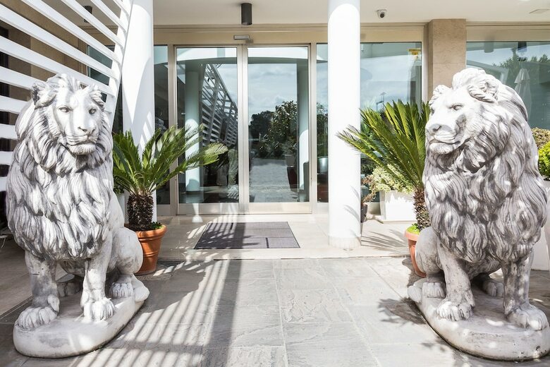 Jc Contemporary Hotel