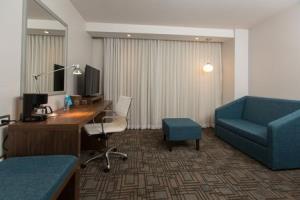 Hotel Hampton Inn By Hilton Hermosillo