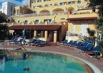 Terme Saint Raphael Hotel