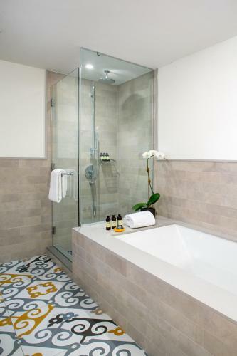 Hotel Indigo Lower East Side New York