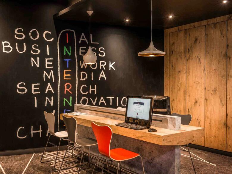 Hotel Ibis Paris Montmartre 18�me