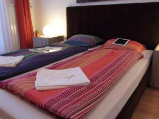Corvin Plaza Apartments And Suites