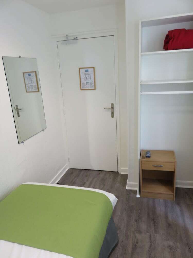 Mary�s Hotel R�publique