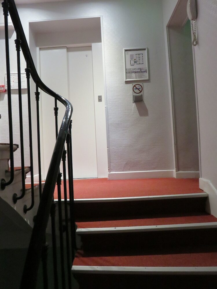 Mary�s Hotel R�publique