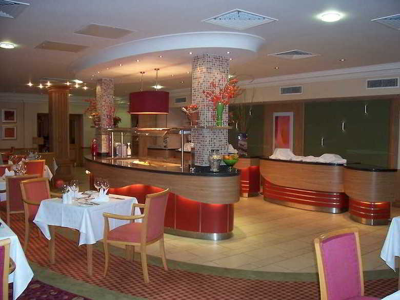 Hotel Oxford Spires Four Pillars