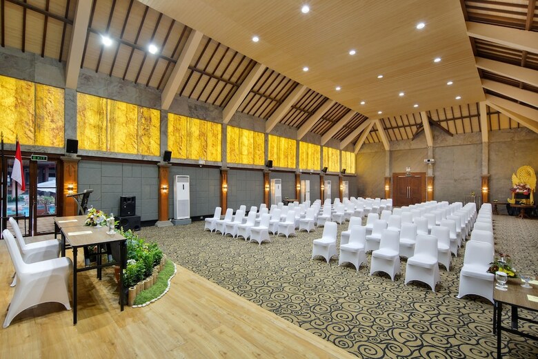 Hotel Grand Istana Rama