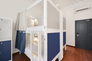 Rodam�n Barcelona Hostel