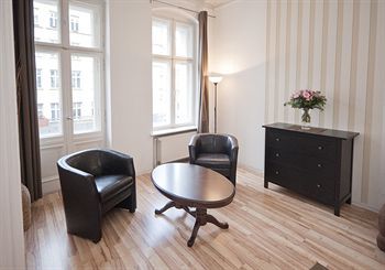 Old Town Apartments Sch�nhauser Allee