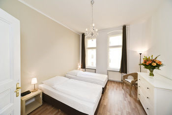Old Town Apartments Sch�nhauser Allee