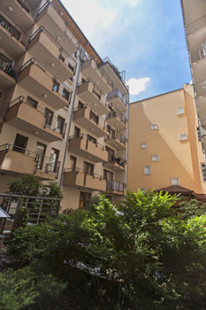 Aparthotel Broadway Apartments