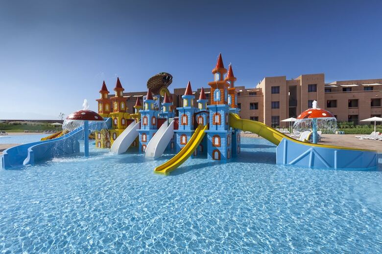 Hotel Aqua Mirage Club