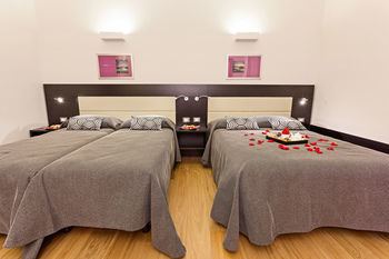 Hotel Domus Best - Guest House