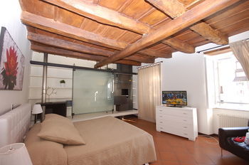 House & The City - Navona Apartments